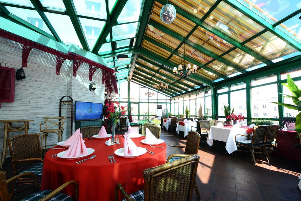 Narantuul Hotel Ulaanbaatar Bagian luar foto