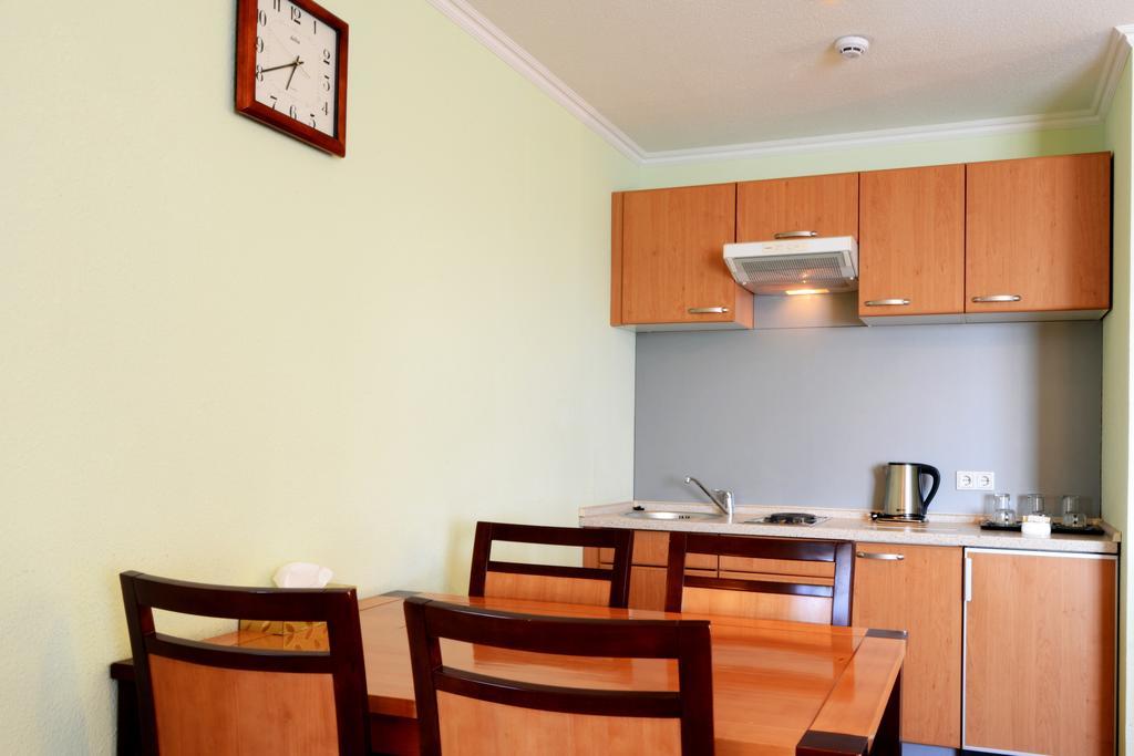 Narantuul Hotel Ulaanbaatar Ruang foto