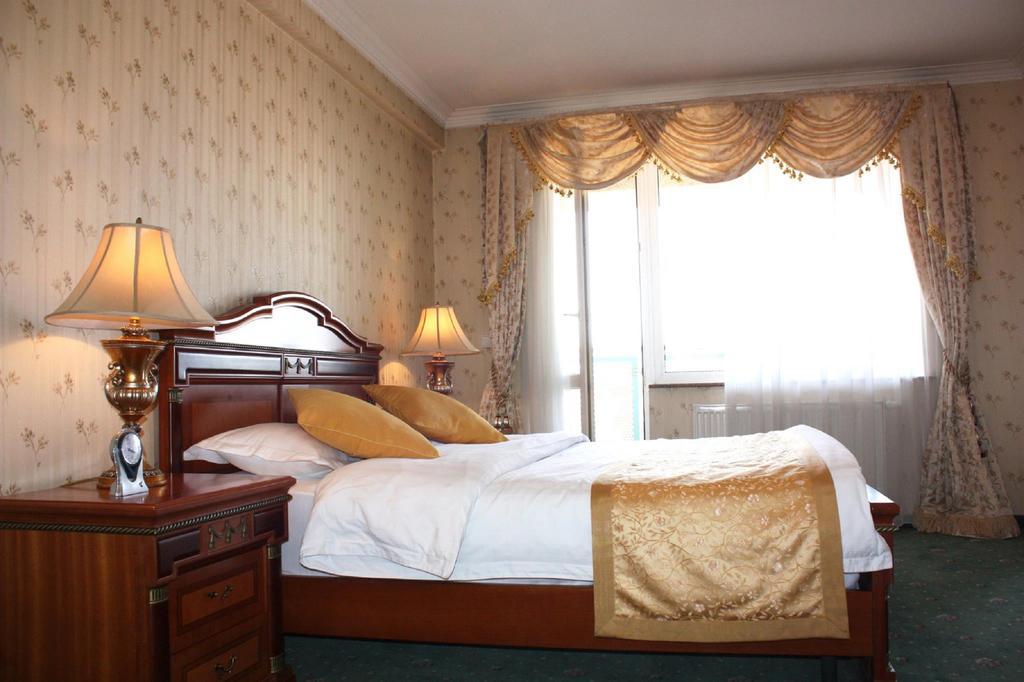 Narantuul Hotel Ulaanbaatar Bagian luar foto