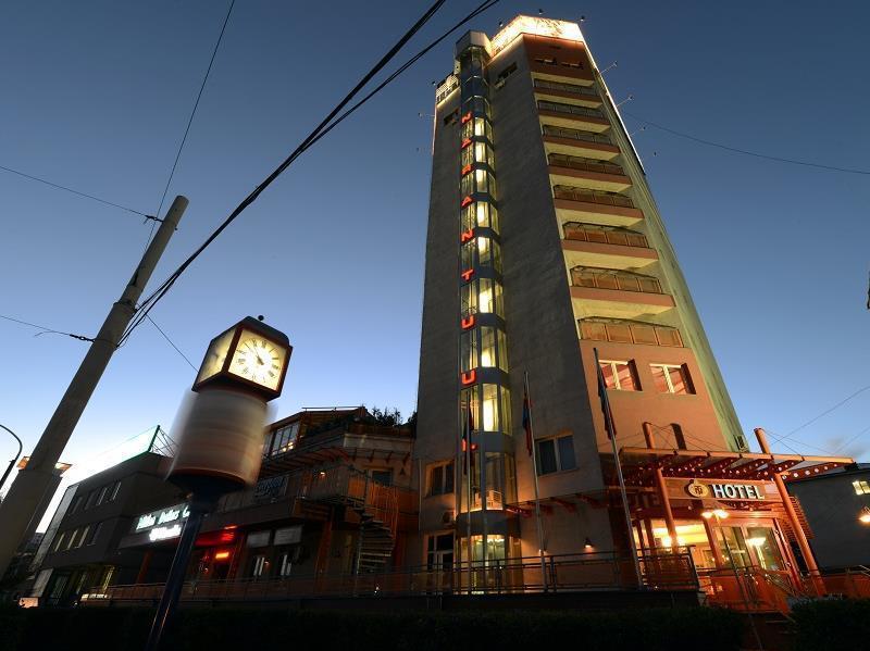 Narantuul Hotel Ulaanbaatar Bagian luar foto